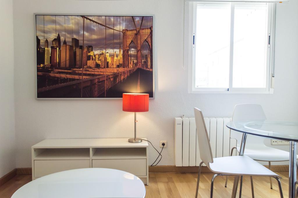 For You Rentals Reina Sofia Apartment Temporal Df21 Madrid Ngoại thất bức ảnh