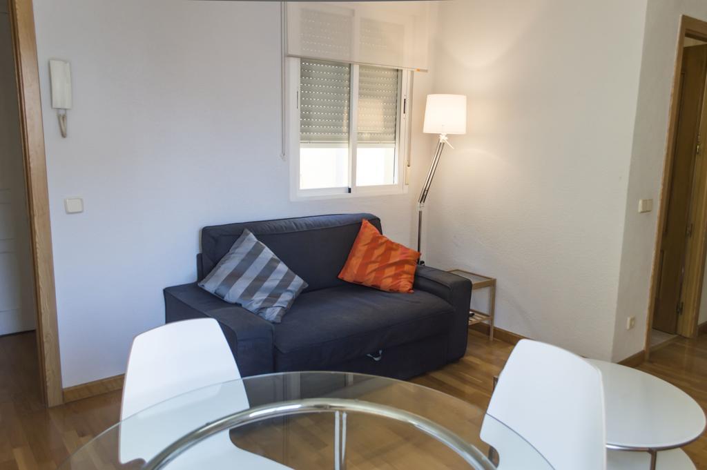 For You Rentals Reina Sofia Apartment Temporal Df21 Madrid Ngoại thất bức ảnh