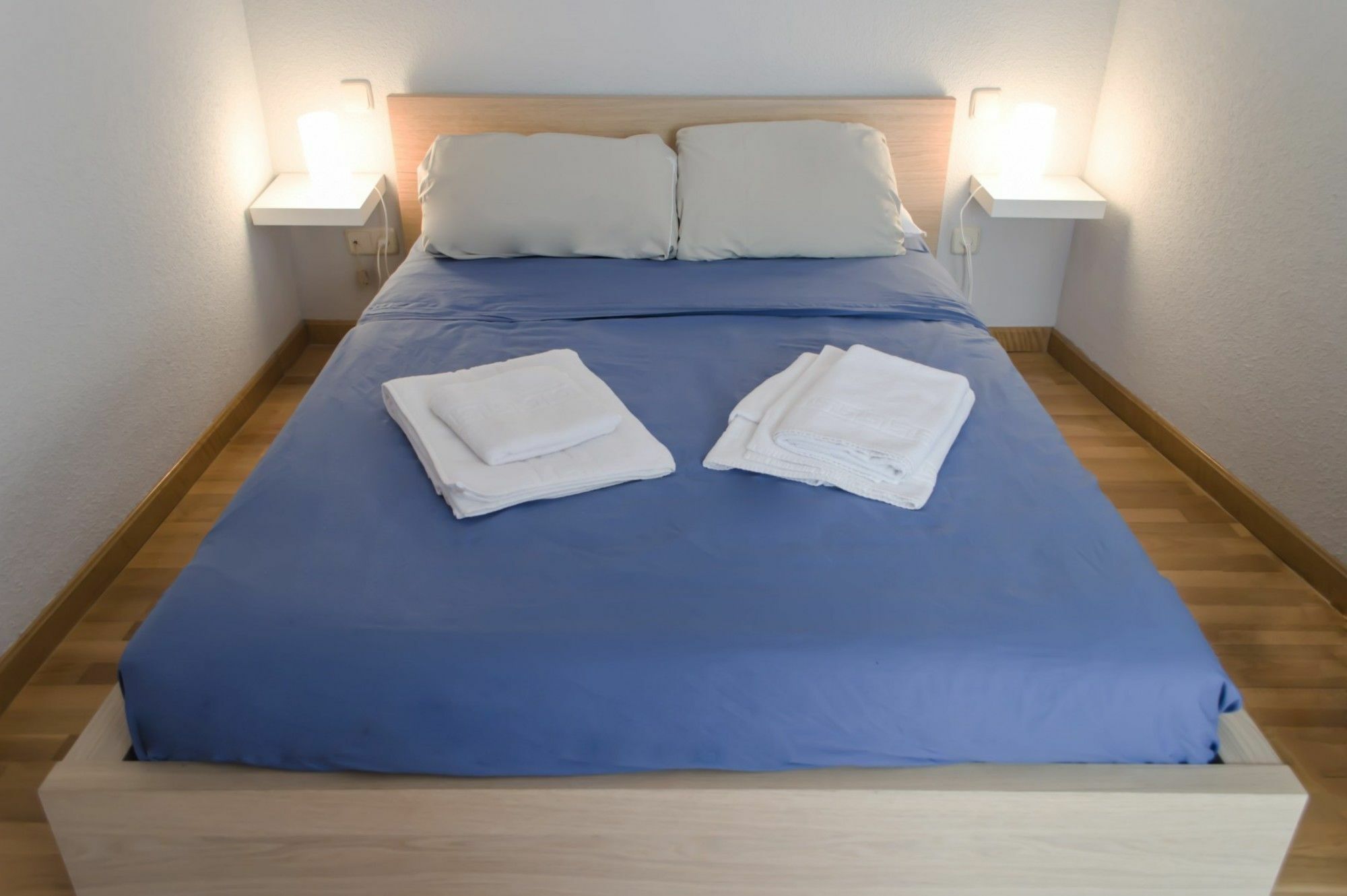 For You Rentals Reina Sofia Apartment Temporal Df21 Madrid Ngoại thất bức ảnh